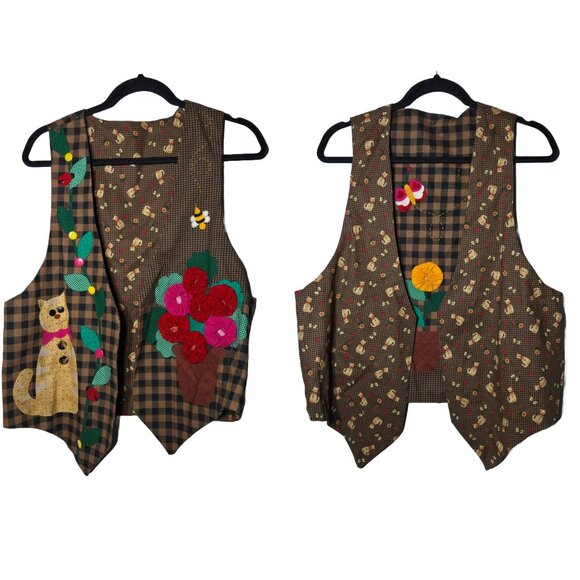 Womens Handcrafted Floral & Cat Checkered Reversible Vest Patchwork Cottage - Picture 1 of 7